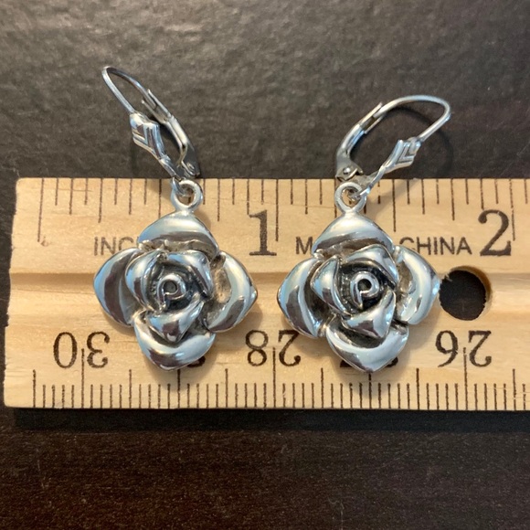 Vintage 925 3-D Flower Dangle Leverback Earrings - Picture 7 of 8